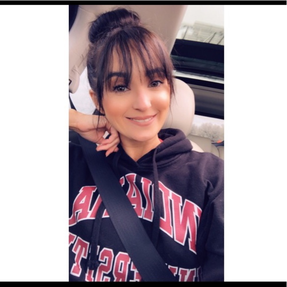 Meet your Posher, Amber